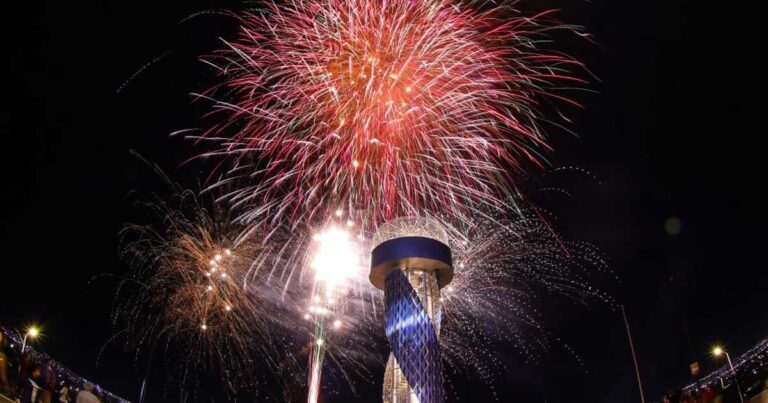 Fuegos artificiales en Saltillo.
