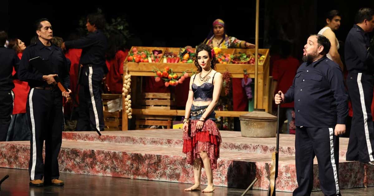 Actores en la obra presentado en el Teatro de la Ciudad.