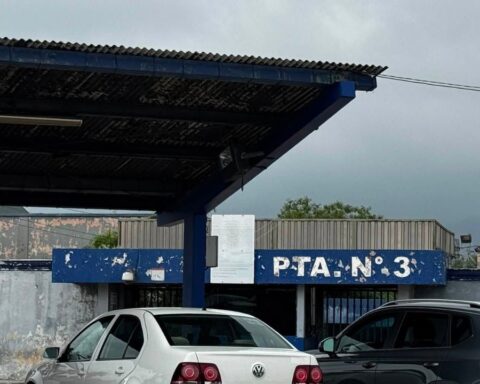 AHMSA puerta 3